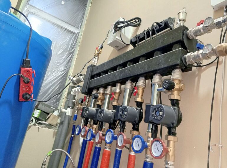 Отопление, водоснабжение, канализация, тёплый пол для дома 350 м2., из Керамоблока. п.Слизнево Красноярского края.