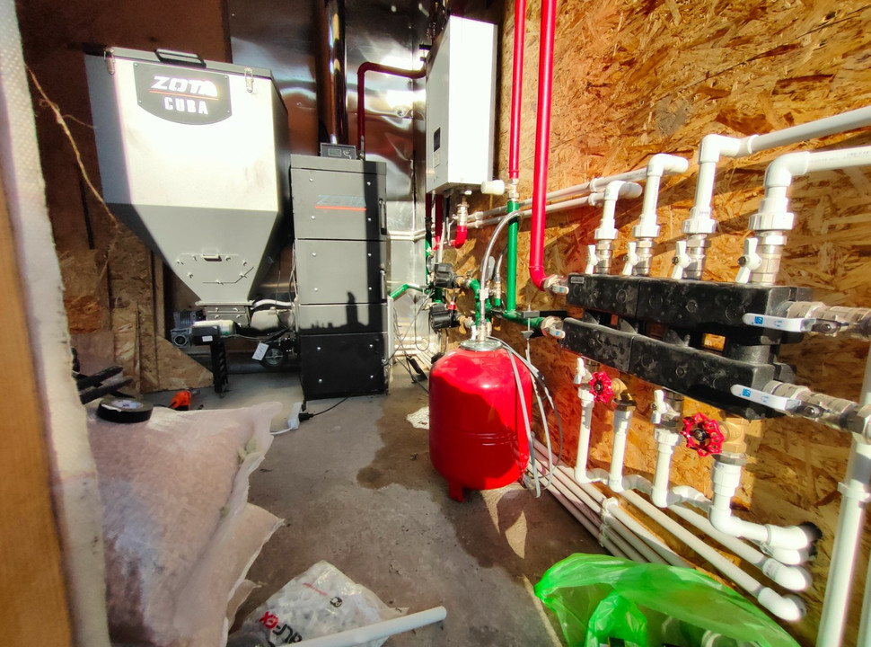 Отопление частного дома под ключ в Красноярске. Установка угольного котла отопления, водоснабжение, тёплые полы, канализация. Площадь 100 м2. - 1