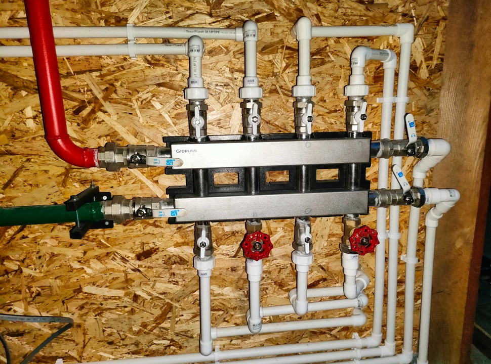 Отопление частного дома под ключ в Красноярске. Установка угольного котла отопления, водоснабжение, тёплые полы, канализация. Площадь 100 м2. - 11