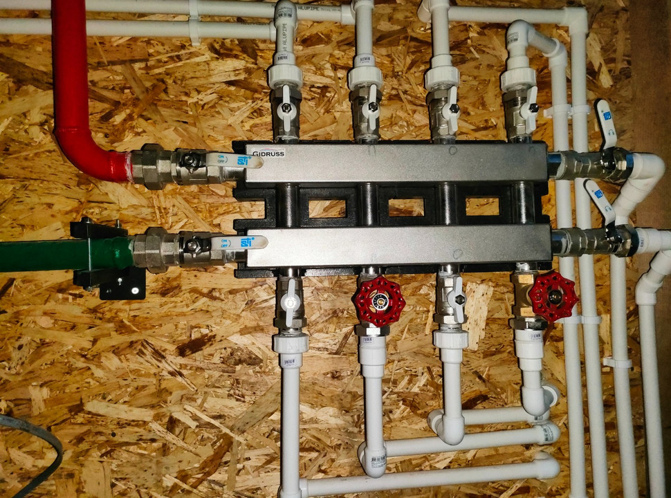 Отопление частного дома под ключ в Красноярске. Установка угольного котла отопления, водоснабжение, тёплые полы, канализация. Площадь 100 м2. - 12