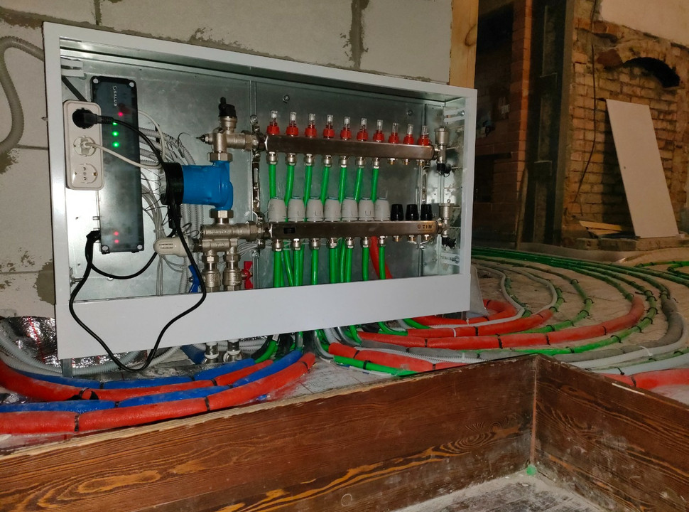 Реконструкция системы отопления, водоснабжения, канализации в доме площадью 450 м2. г. Красноярск. - 13